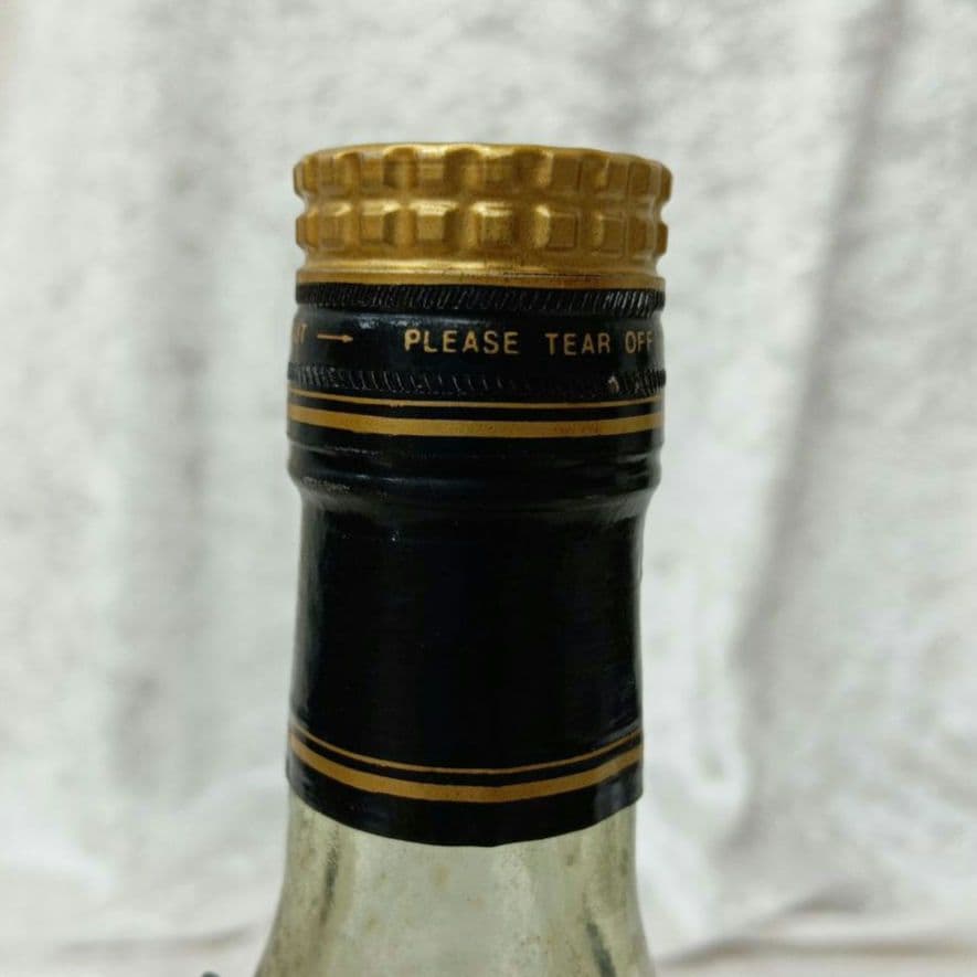 Hennessy XO 700ml 金キャップ 未開栓 箱付き 旧ラベル