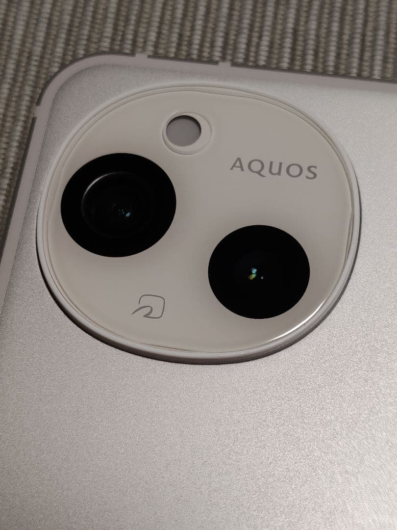 超美品、SIMフリー中古AQUOS sense9 ホワイト 6GB/128GB