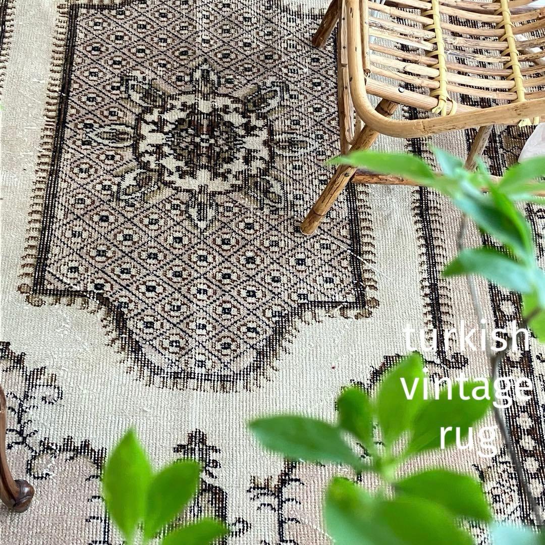 貴重／クラシカル116×211キャラメルココア　リッチ　トルコヴィンテージラグ