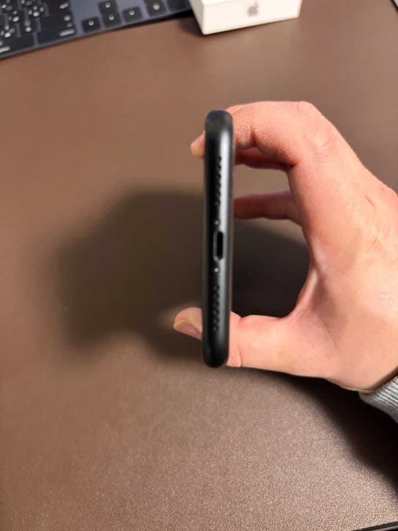 【美品】iPhone XR 64GB ブラック