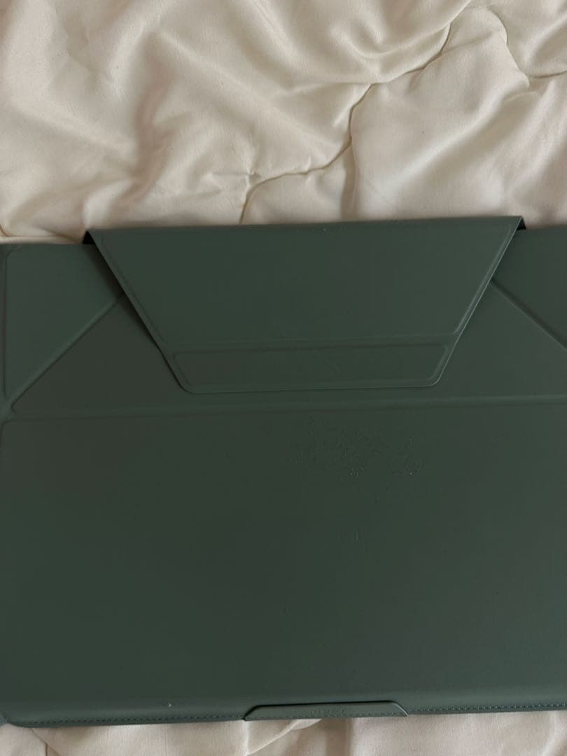 《値下げ中&値下げ交渉》MacBook Air M2ミッドナイト【即購入&配送】