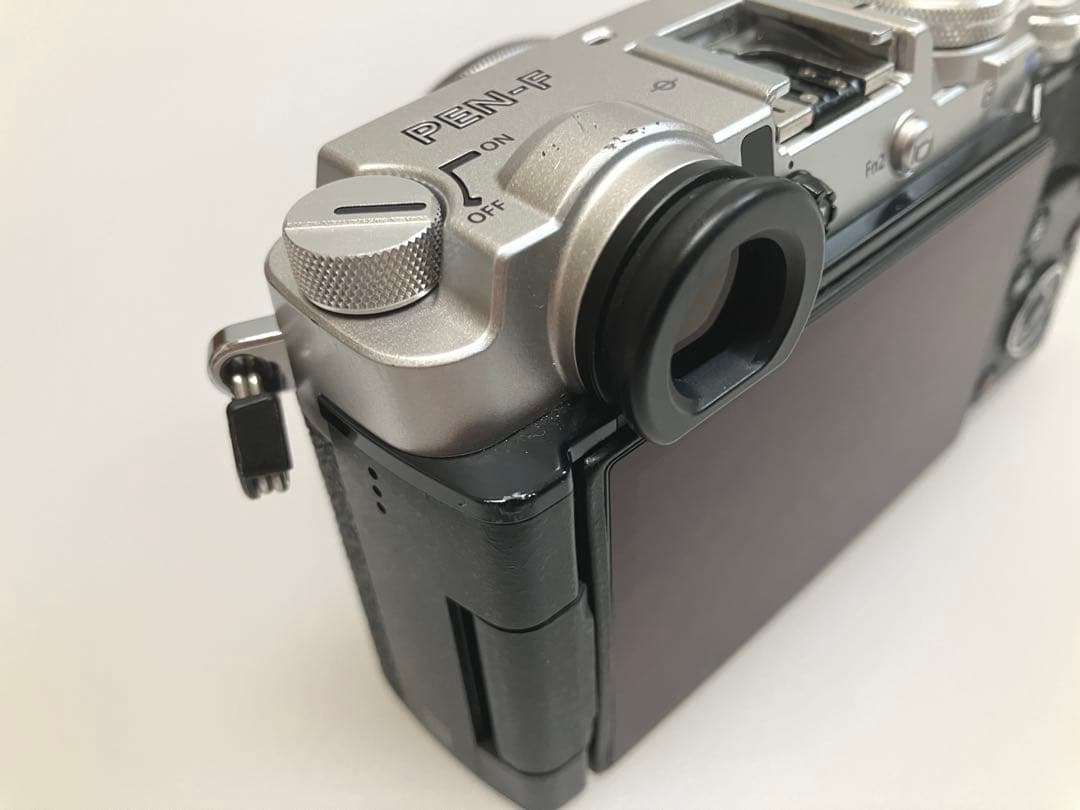 オリンパス OLYMPUS PEN-F シルバー レンズセット【おまけ多数】