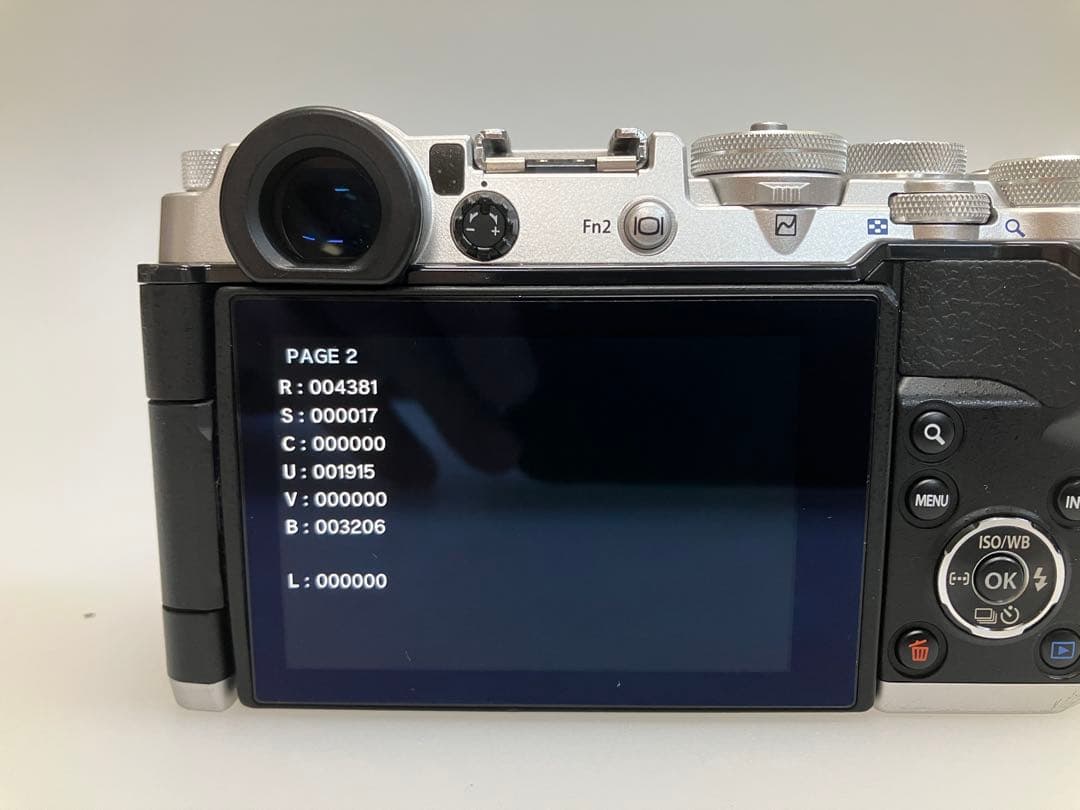 オリンパス OLYMPUS PEN-F シルバー レンズセット【おまけ多数】