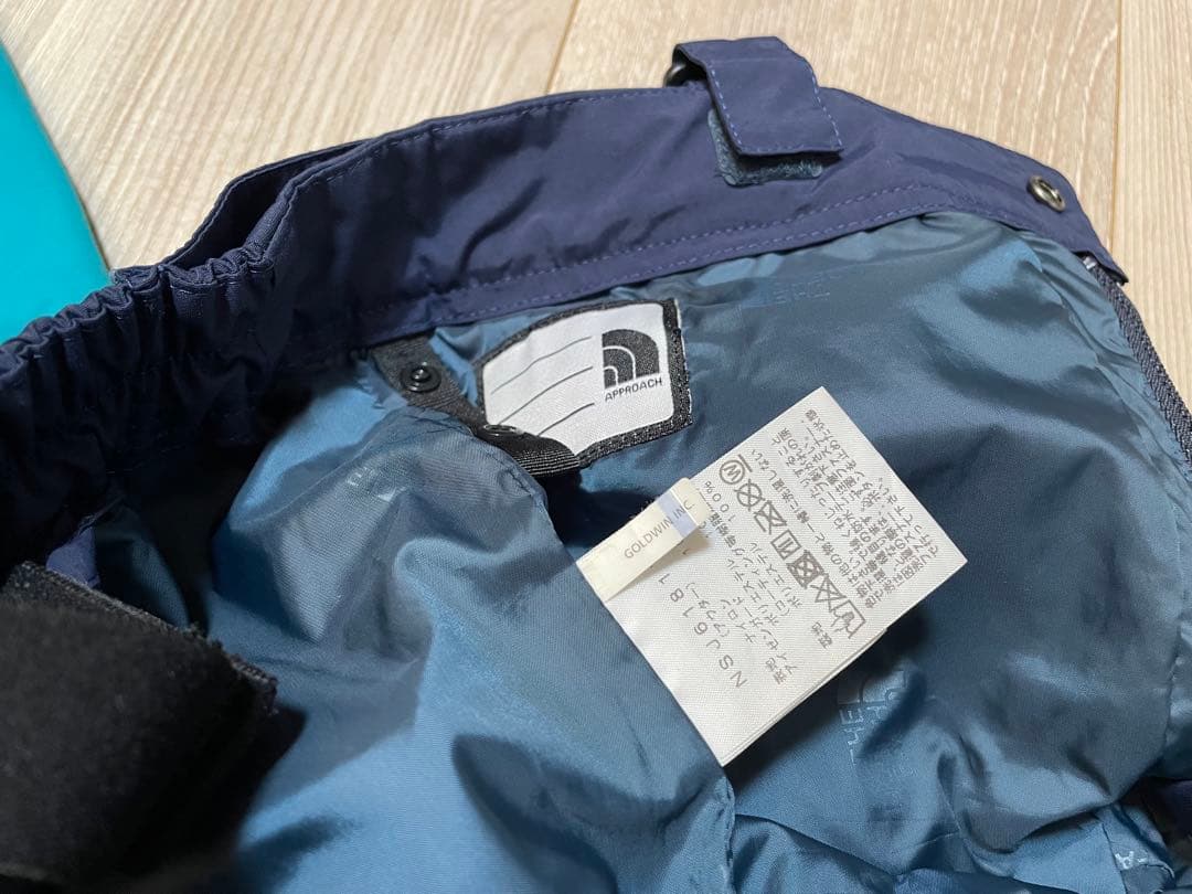 キッズ ノースフェイス 140cm スキーウェア セットアップ 中古美品