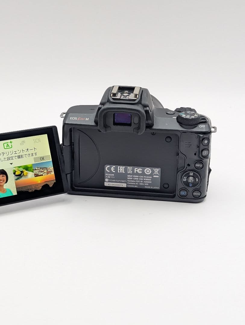 デジタルカメラ Canon EOS Kiss M / EF-M 18-55mm IS STM