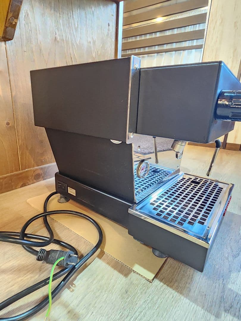 JW　La Marzocco エスプレッソマシン 黒