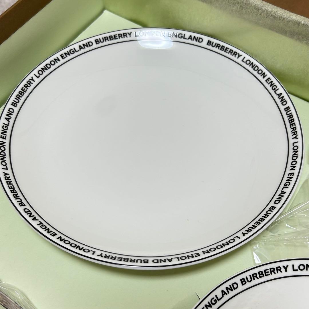 未使用保管品　BURBERRY カップアンドソーサー　皿　スプーン　食器セット