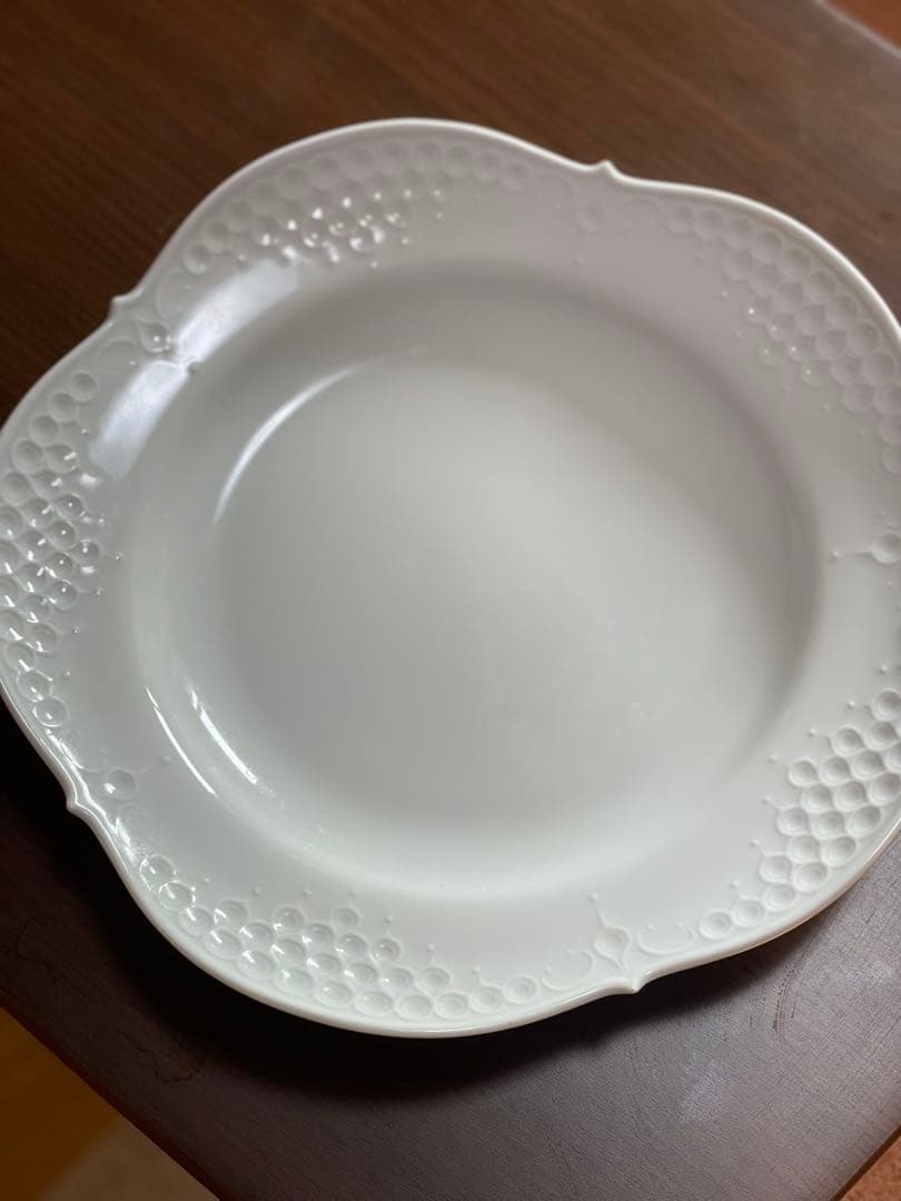 専用ですマイセンホワイトレリーフ