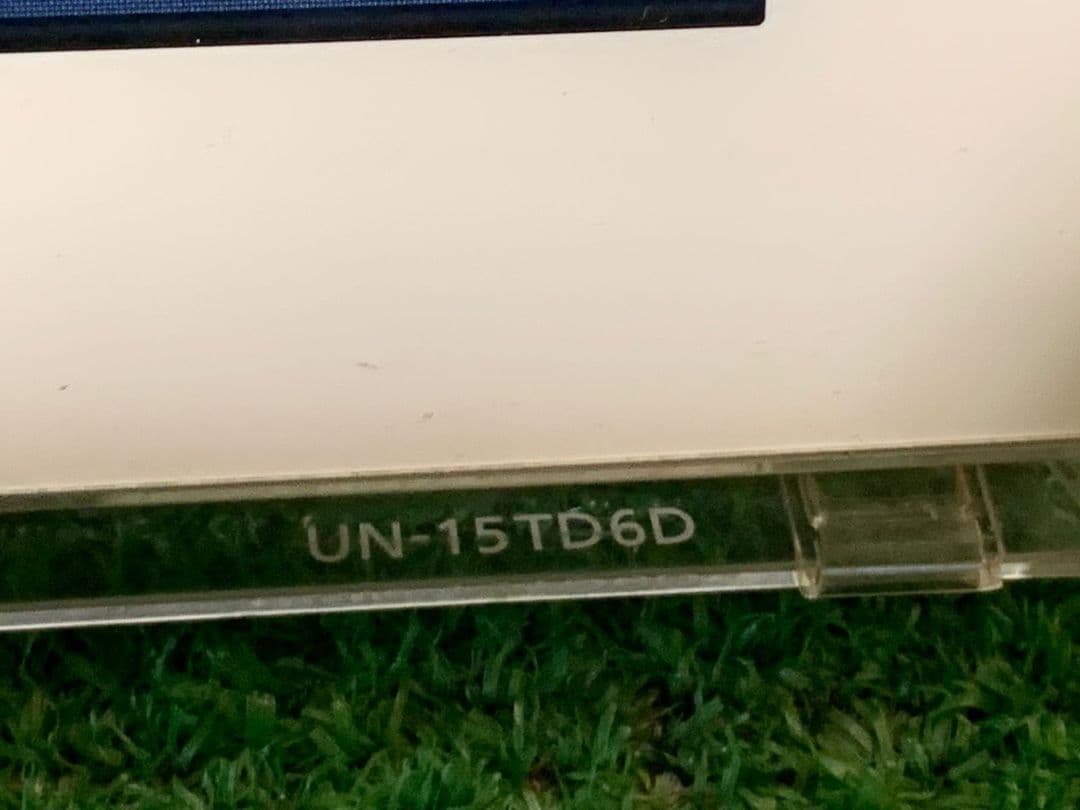 PanasonicUN-TD8Sプライビ―トポータブルテレビ UN-15TD6D