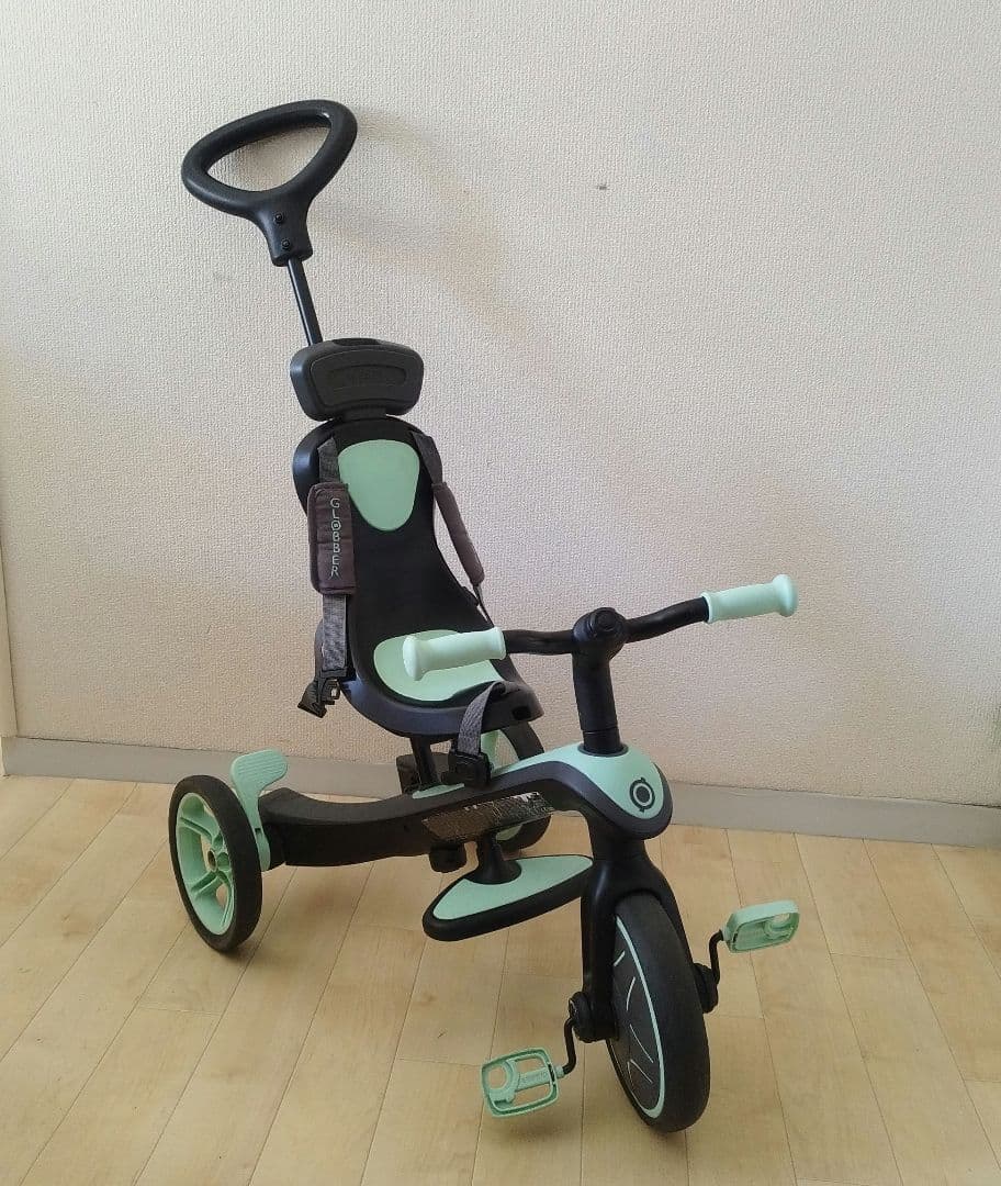 DADWAY限定★GLOBBERエクスプローラトライク4in1　シェード付き