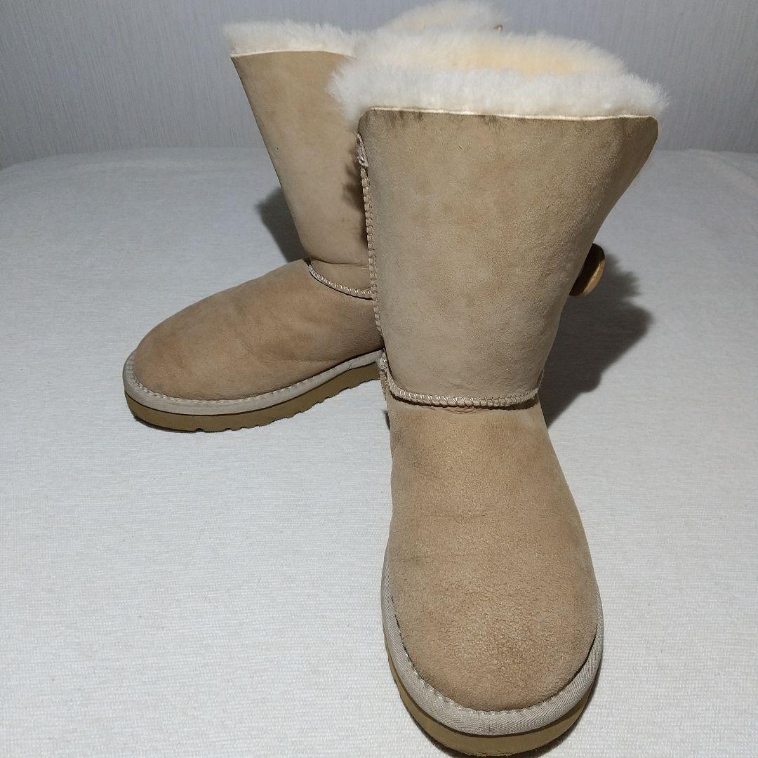 s*r様 廃盤モデル UGG ベイリーボタン