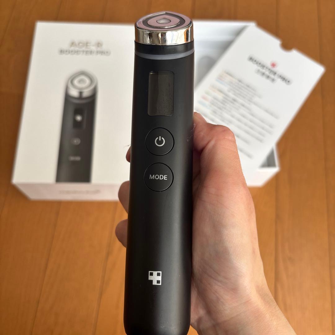 メディキューブ AGE-Rブースタープロ　美顔器　ブラック　大人気　おまけ付き❤︎