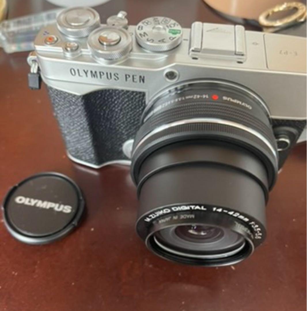 OLYMPUS PEN カメラ