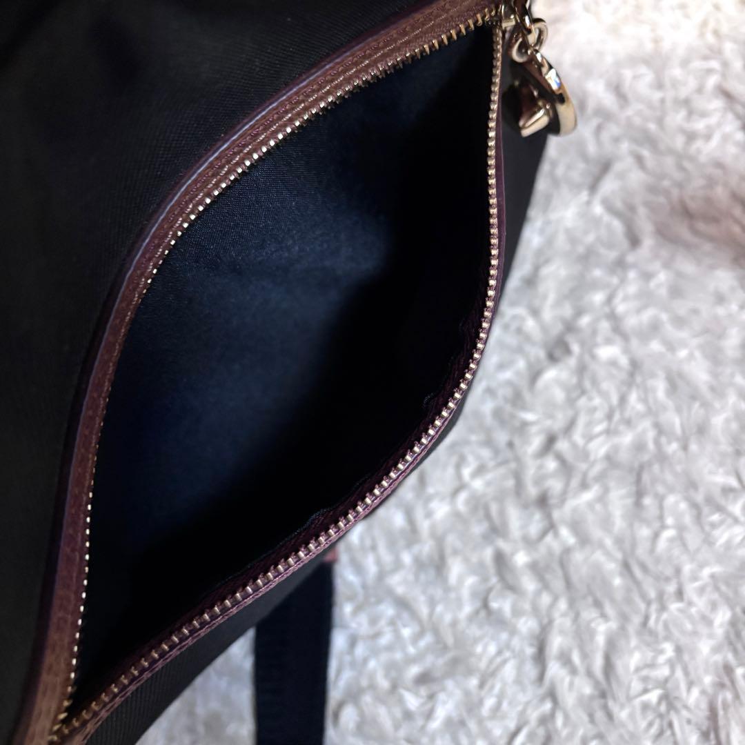 新品同様✨コーチ ショルダーバッグ ブラック ターンロック チャーム 男女兼用