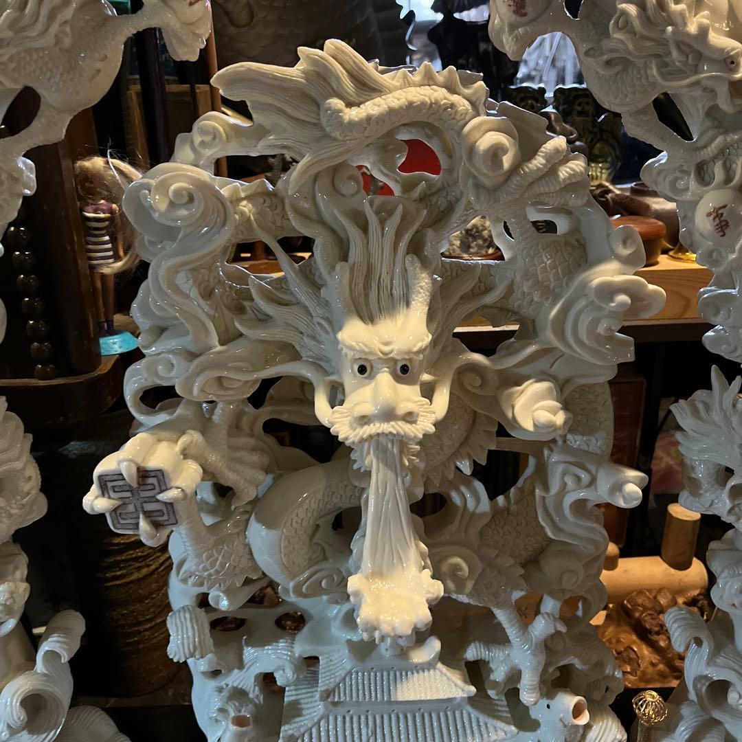 象牙風中国縁起置物、象牙風龍、中国繊細彫刻、中国天龍縁起置物、龍鯉城置物