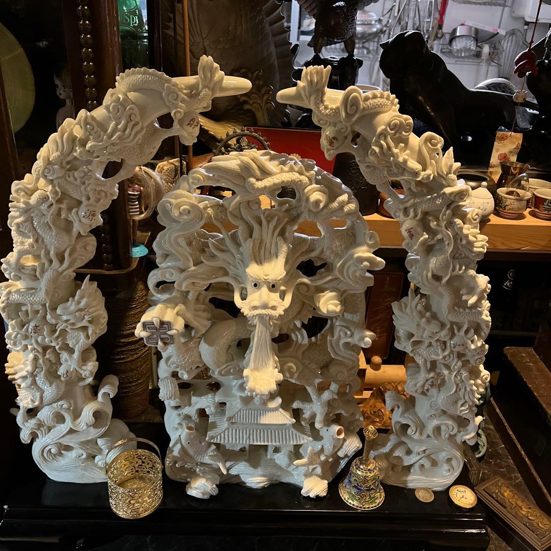 象牙風中国縁起置物、象牙風龍、中国繊細彫刻、中国天龍縁起置物、龍鯉城置物