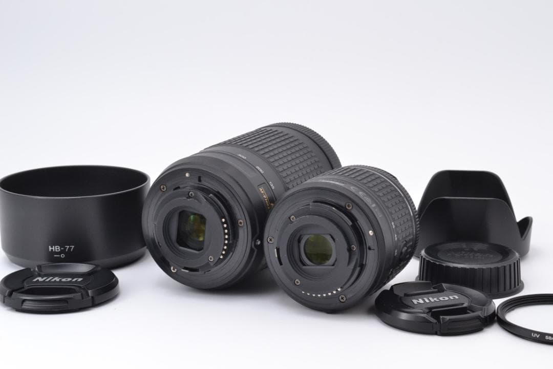 ニコン　Nikon D5600 ダブルズームキット 元箱付