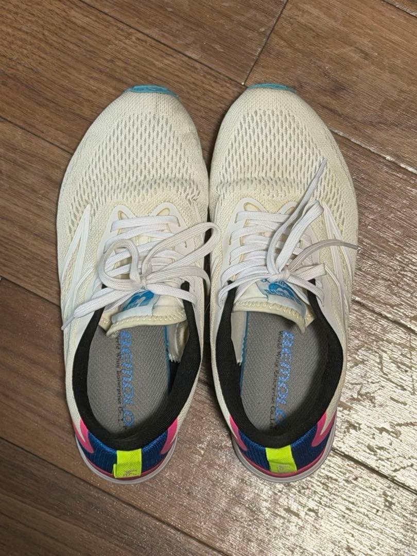 ビモロシューズ　23.5cm