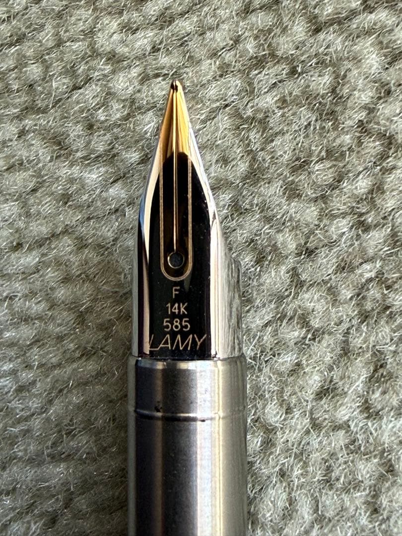 （中古美品）ラミー万年筆　ダイアログ3（DIALOG3）マットブラック　Fニブ