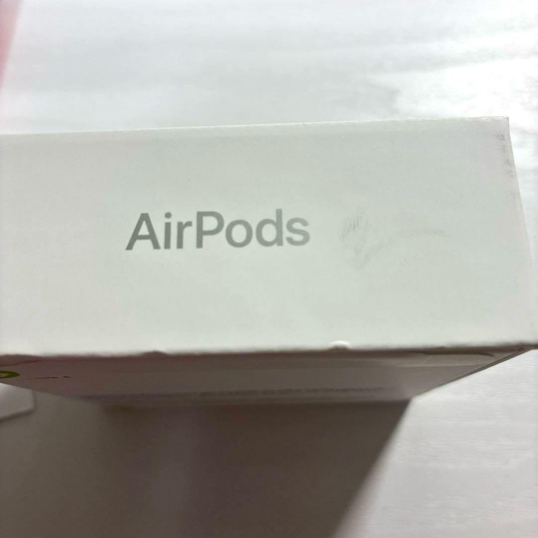 アップル AirPods4 ノイズキャンセリング非搭載モデル
