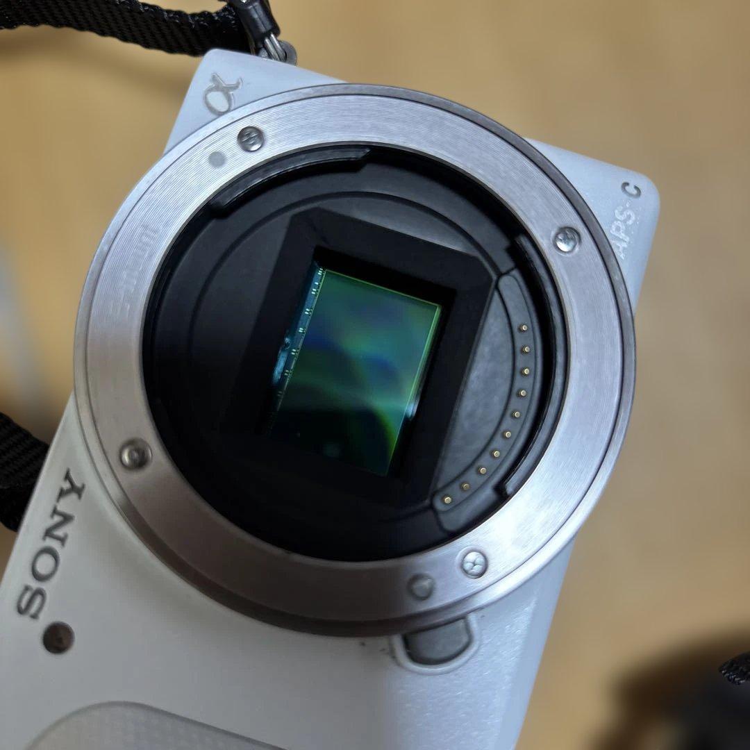 Sony NEX-3N ミラーレスカメラ ズームレンズ付き　ホワイト