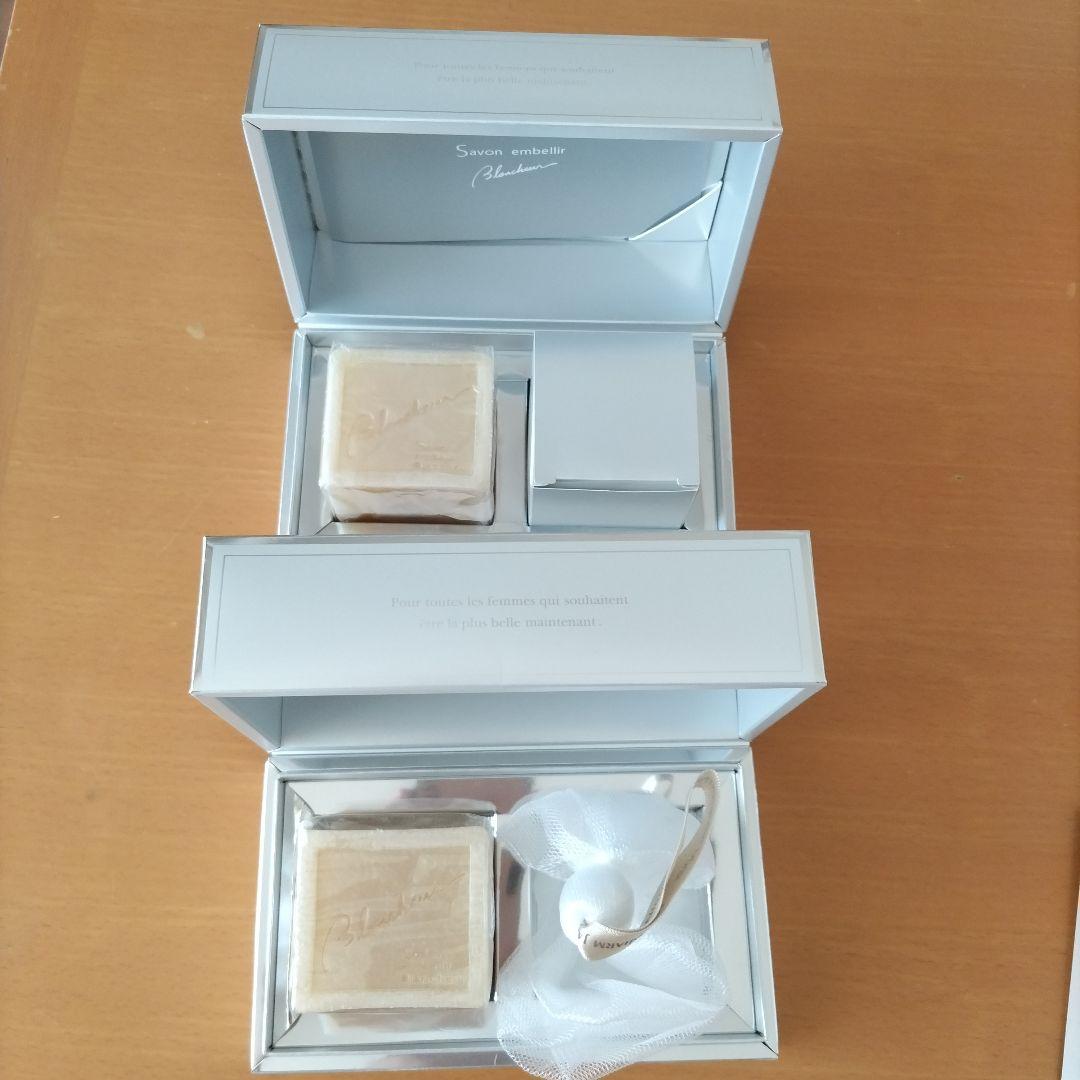 ニナファームSavon embellir 洗顔石鹸150g　　2個セット