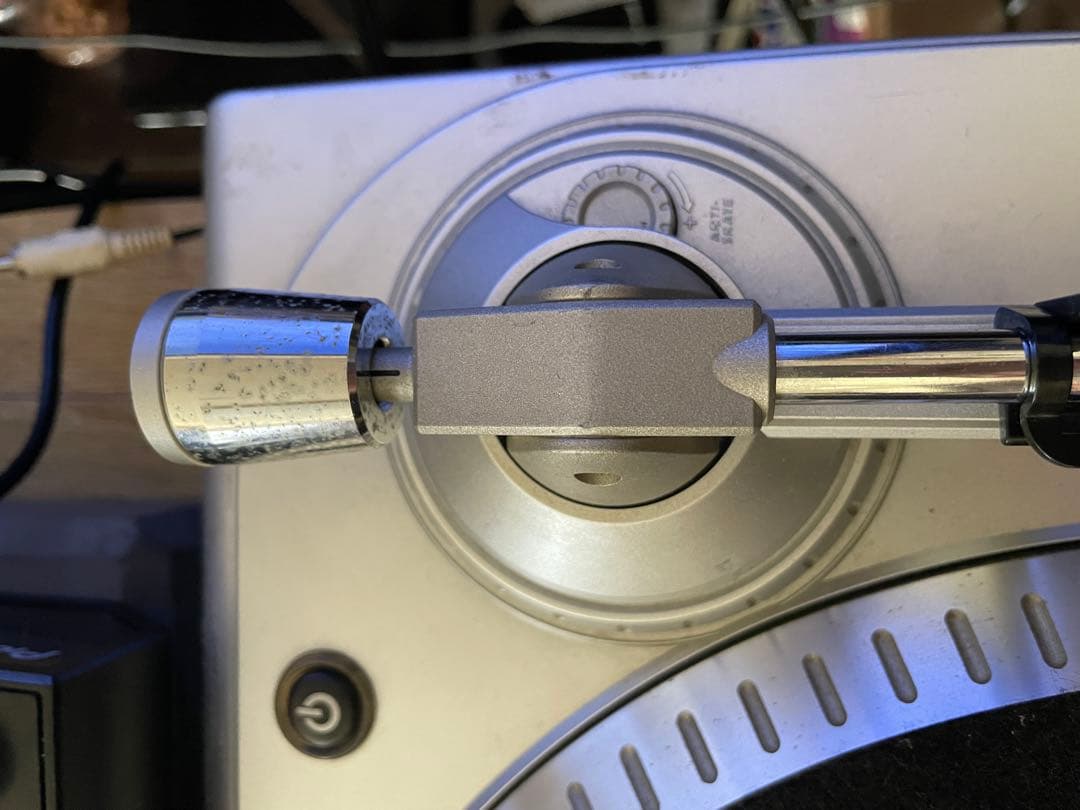 Numark TT1610 ターンテーブル シルバー