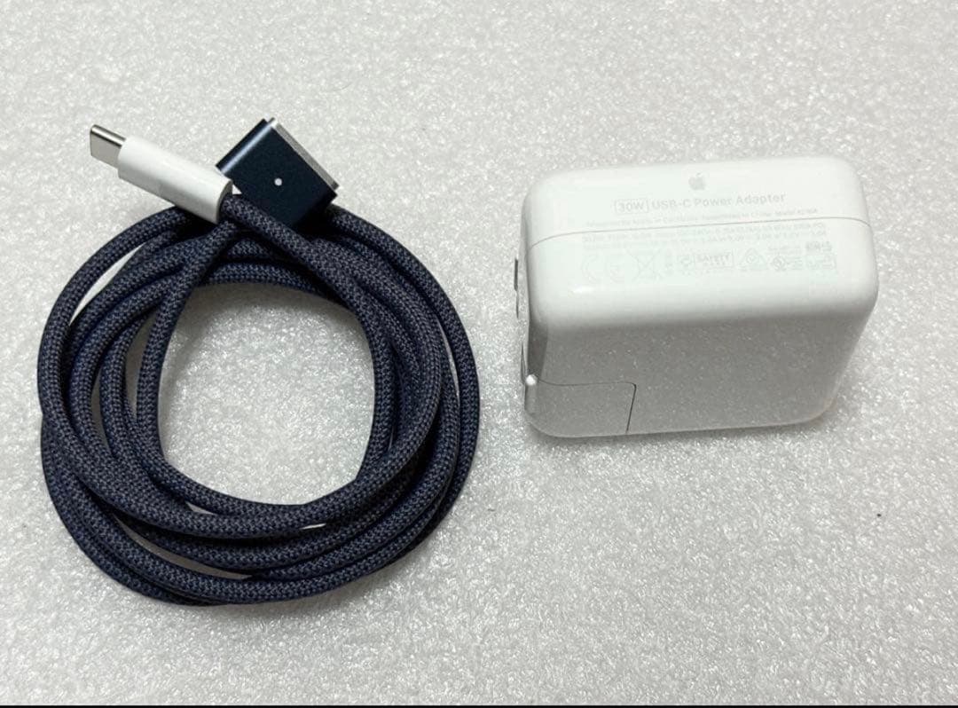 MacBook Air M2 13.6 8GB 256GB ミッドナイト