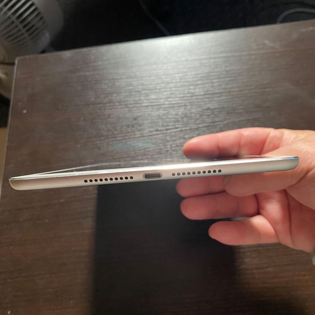 iPad本体 au iPad mini4 Wi-Fi+Cellular 128GB