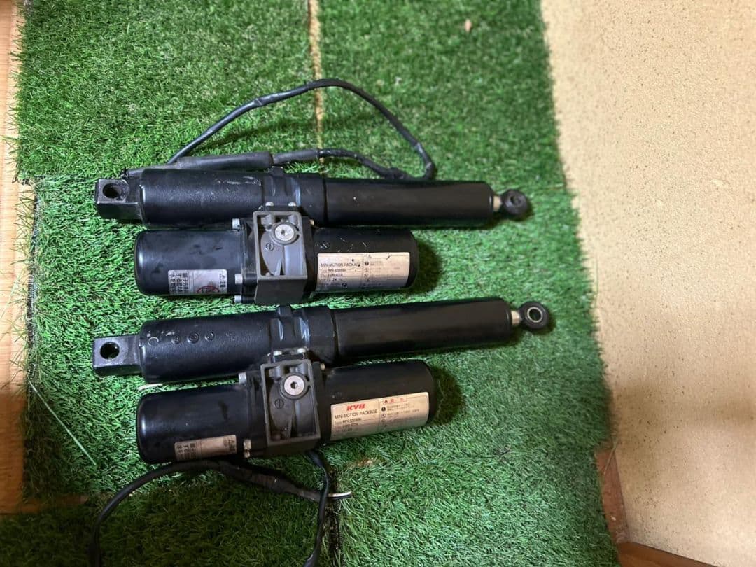 バイク用アクチュエーター 4個セット