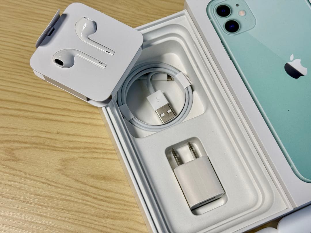Apple iPhone 11 64GB Green simロック解除済み