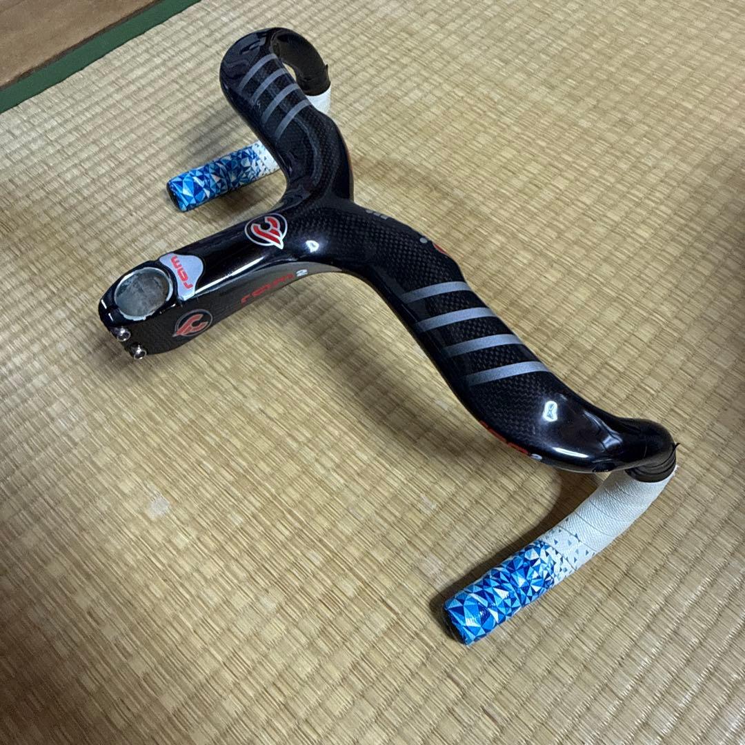 Cinelli420mm一体型カーボンハンドル