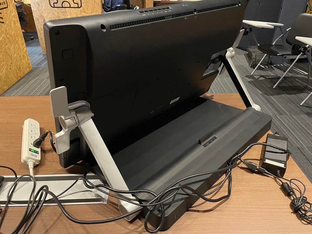 液タブ・ペンタブ DTH2400/k Wacom cintiq pro 24