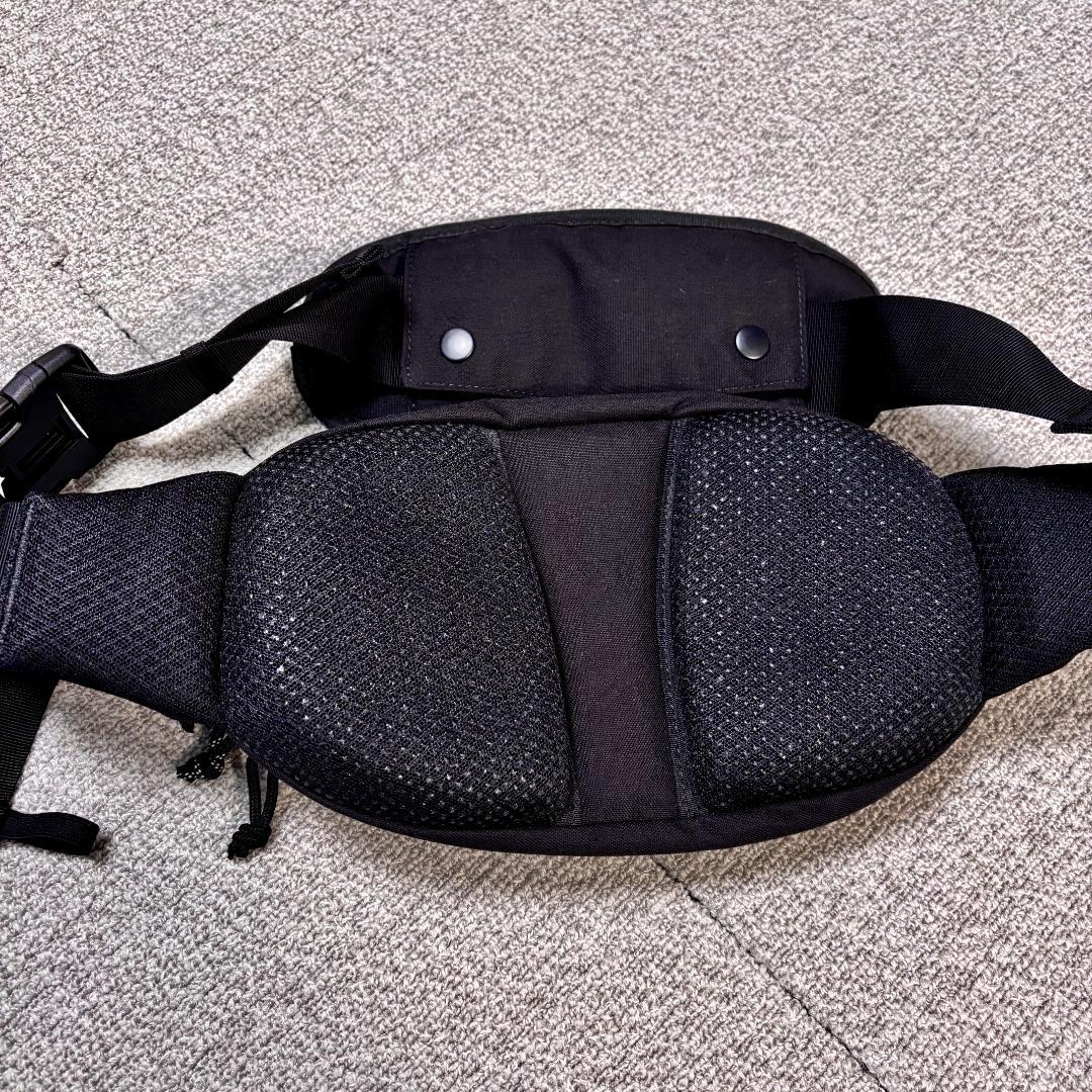 Hugoo ヒップシート ブラック ミルクティベージュ