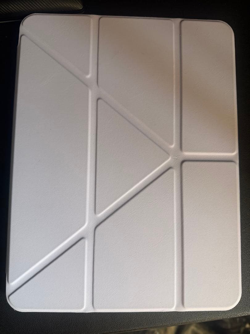 iPad Air第5世代　Wi-Fiモデル64GB Apple