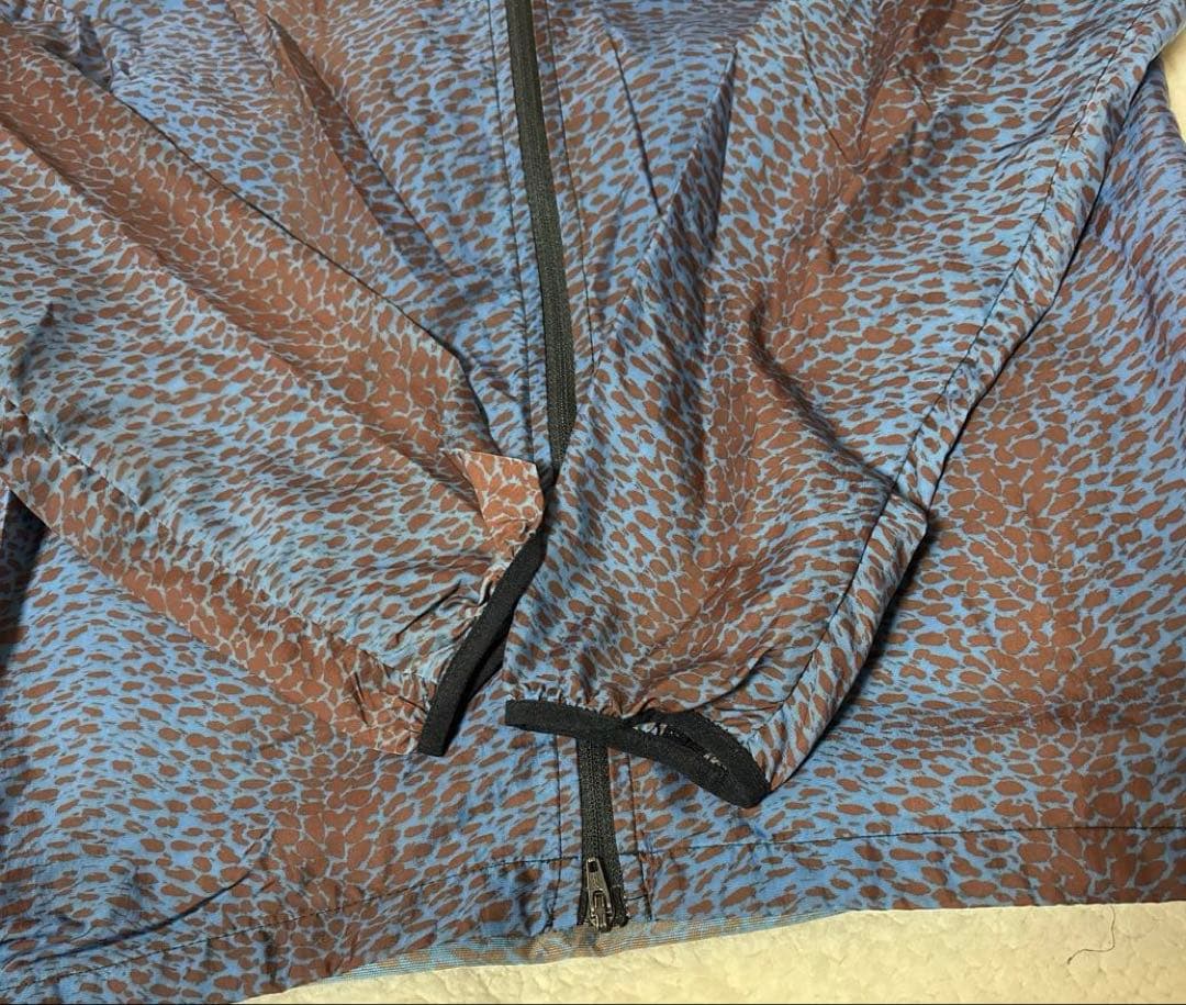 エルドレッソ　ウィンドブレーカー