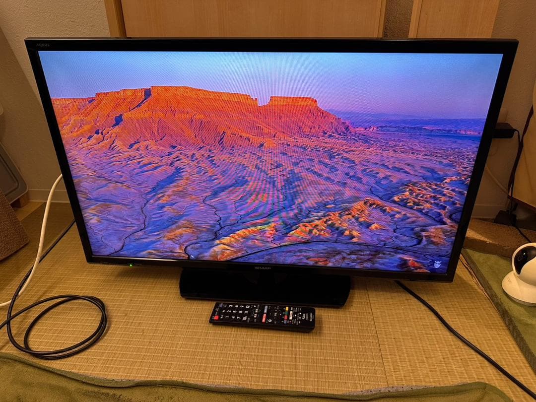 SHARP シャープ　32型　テレビ 2T-C32AE1 2018年製　超美品！