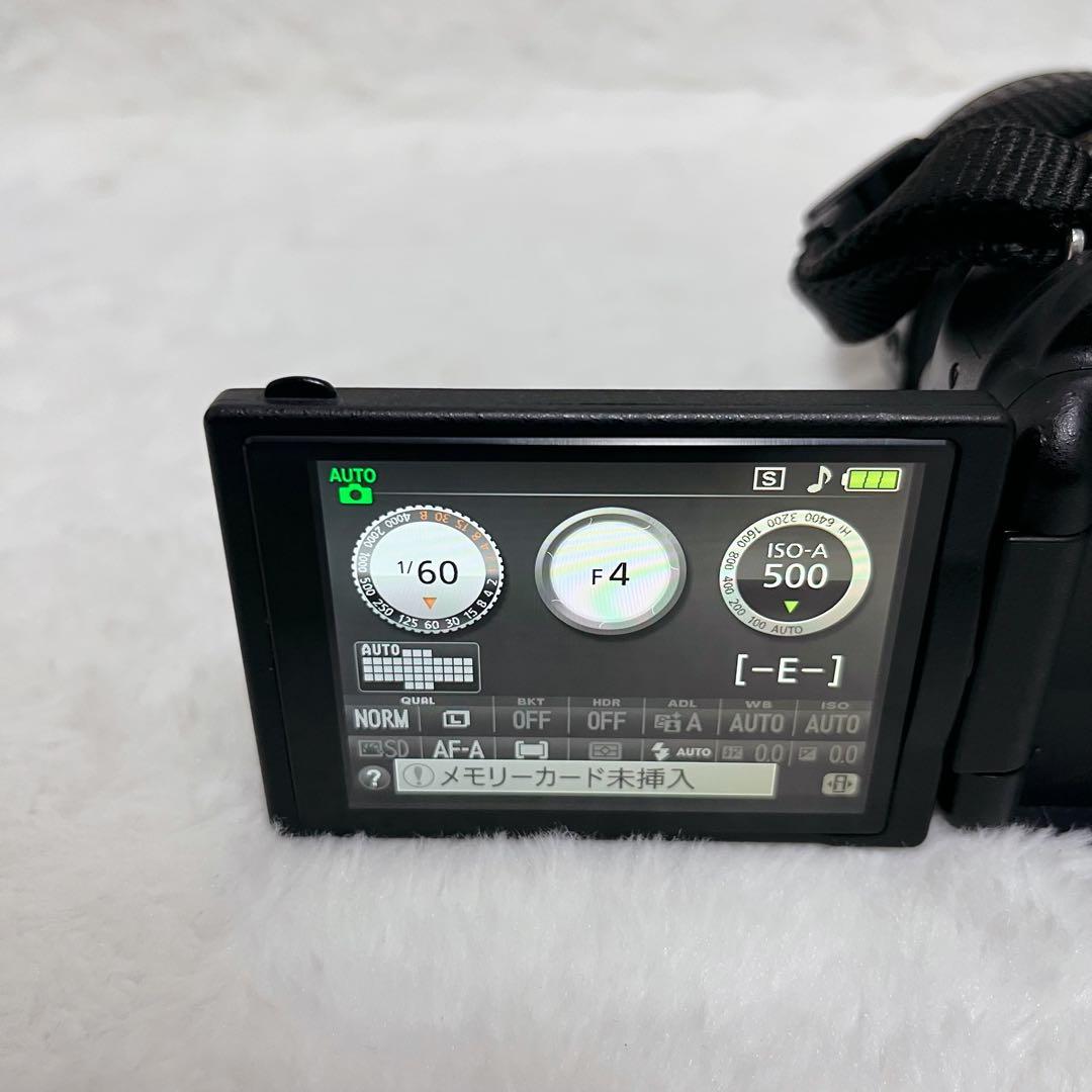 【極美品】Nikon D5200 ダブルズームキット デジタル一眼レフカメラ