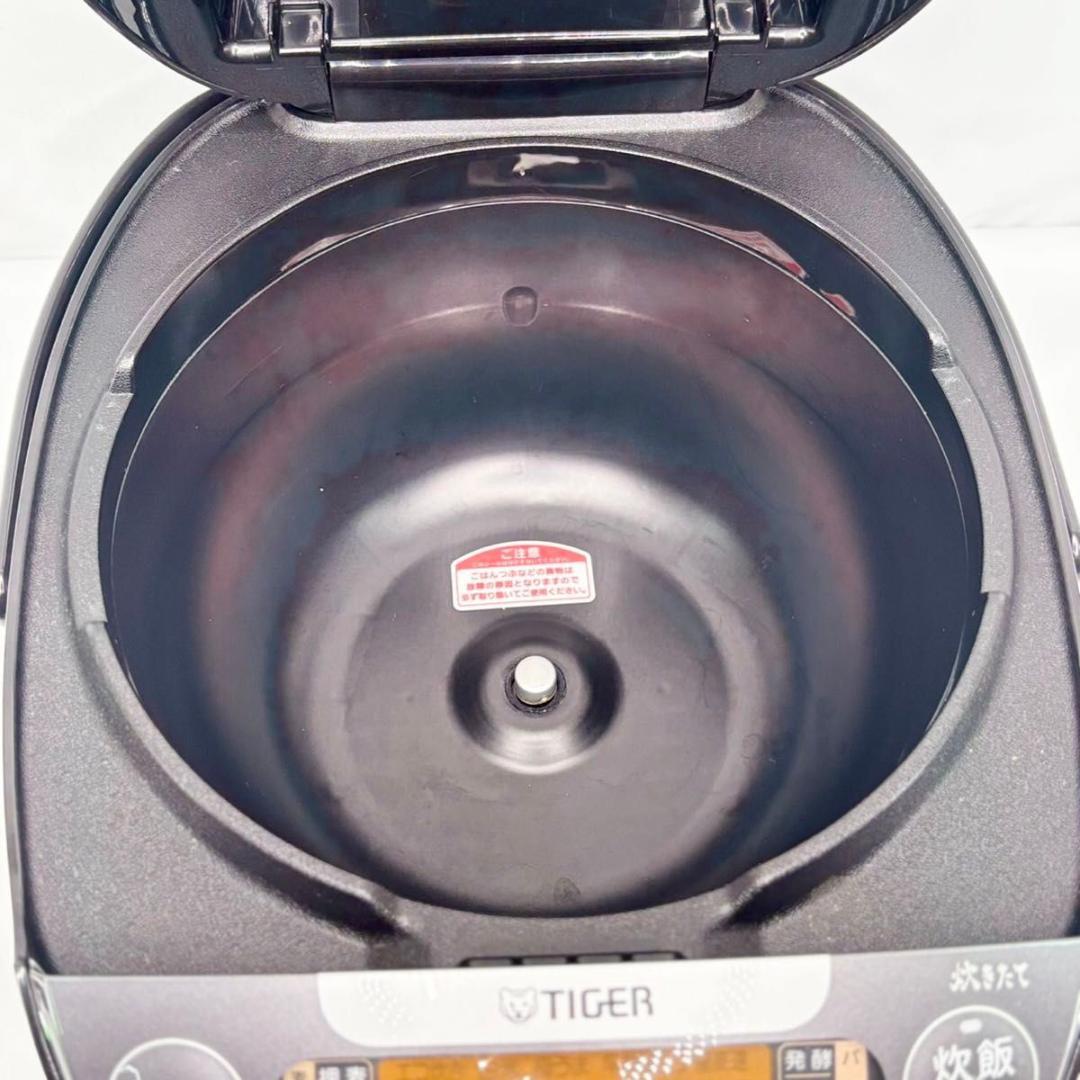 【美品】タイガーIHジャー炊飯器　JPW-G100 23年製