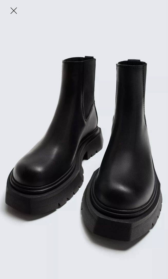 ZARA ボリュームチェルシーブーツ