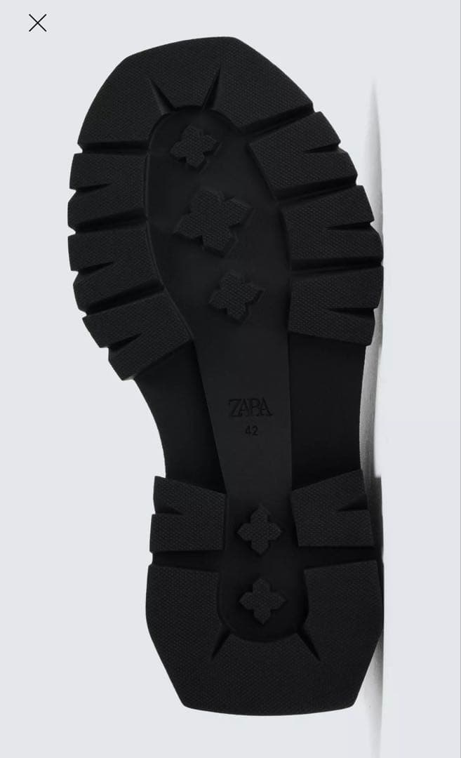 ZARA ボリュームチェルシーブーツ