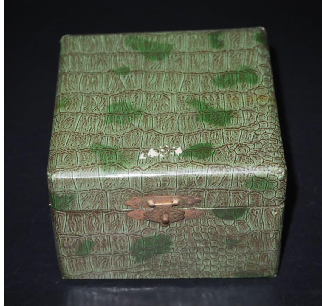 送料無料　極品細密手描き春画杯　九谷焼　ぐい呑み　箱付　検/楽山紫砂九谷備前萩焼