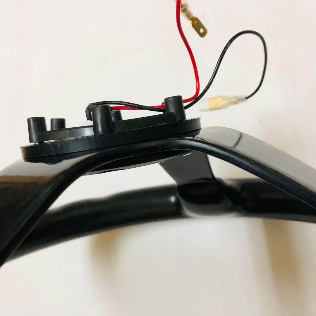 ドライカーボン3スポーク ステアリングホイールMOMOピッチ