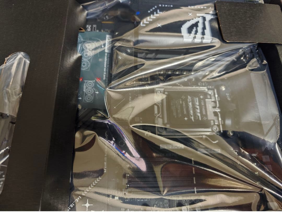 未開封　ROG STRIX X870-F GAMING WIFI マザーボード