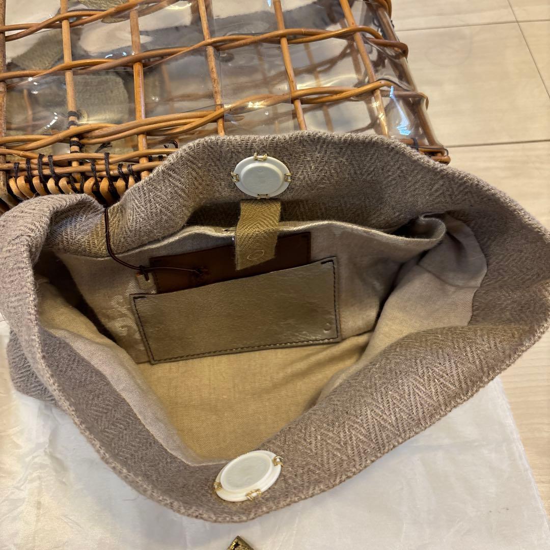 エバゴス　かごバッグ 透明素材 金色リボン付き