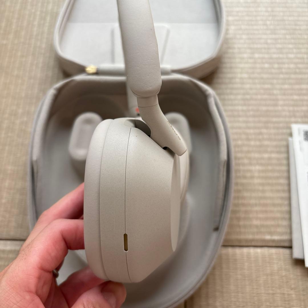 ソニー　ワイヤレスノイズキャンセリング　ステレオヘッドセット