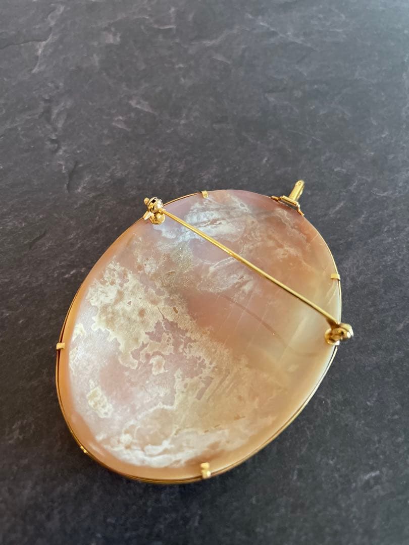 カメオ シェル ブローチ K18イエローゴールド 15g 貝殻