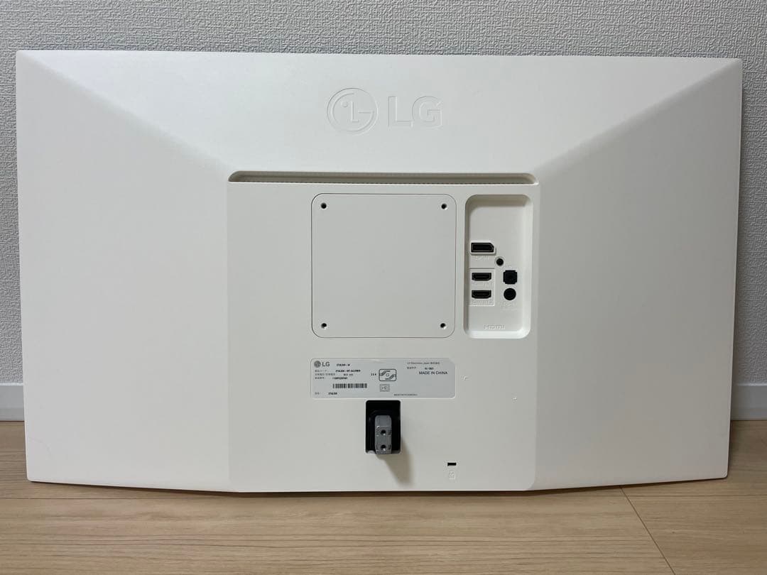 LG 27UL500-W モニター