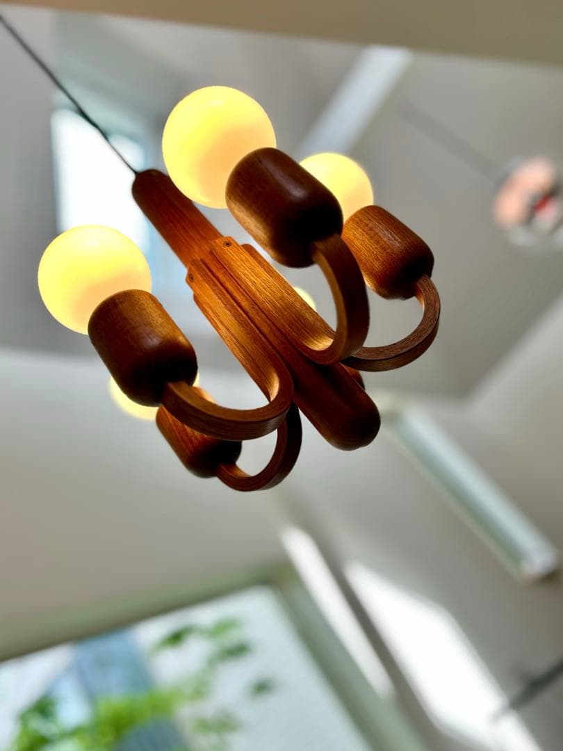 じゅん）独70年代DOMUS チーク無垢材　ヴィンテージ・5灯シャンデリア