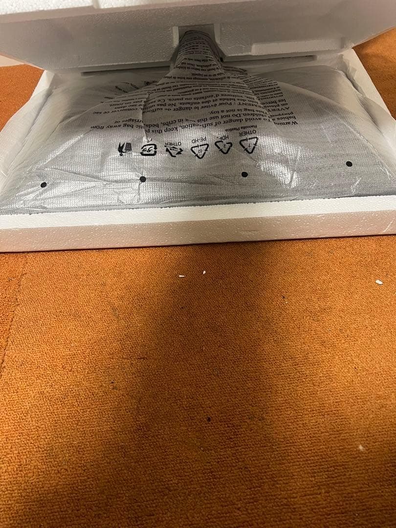 未使用近い ASUS スピーカー内蔵モニター 2022年製 FHD 1080p